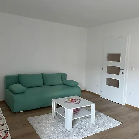 Apartment Una Διαμέρισμα *